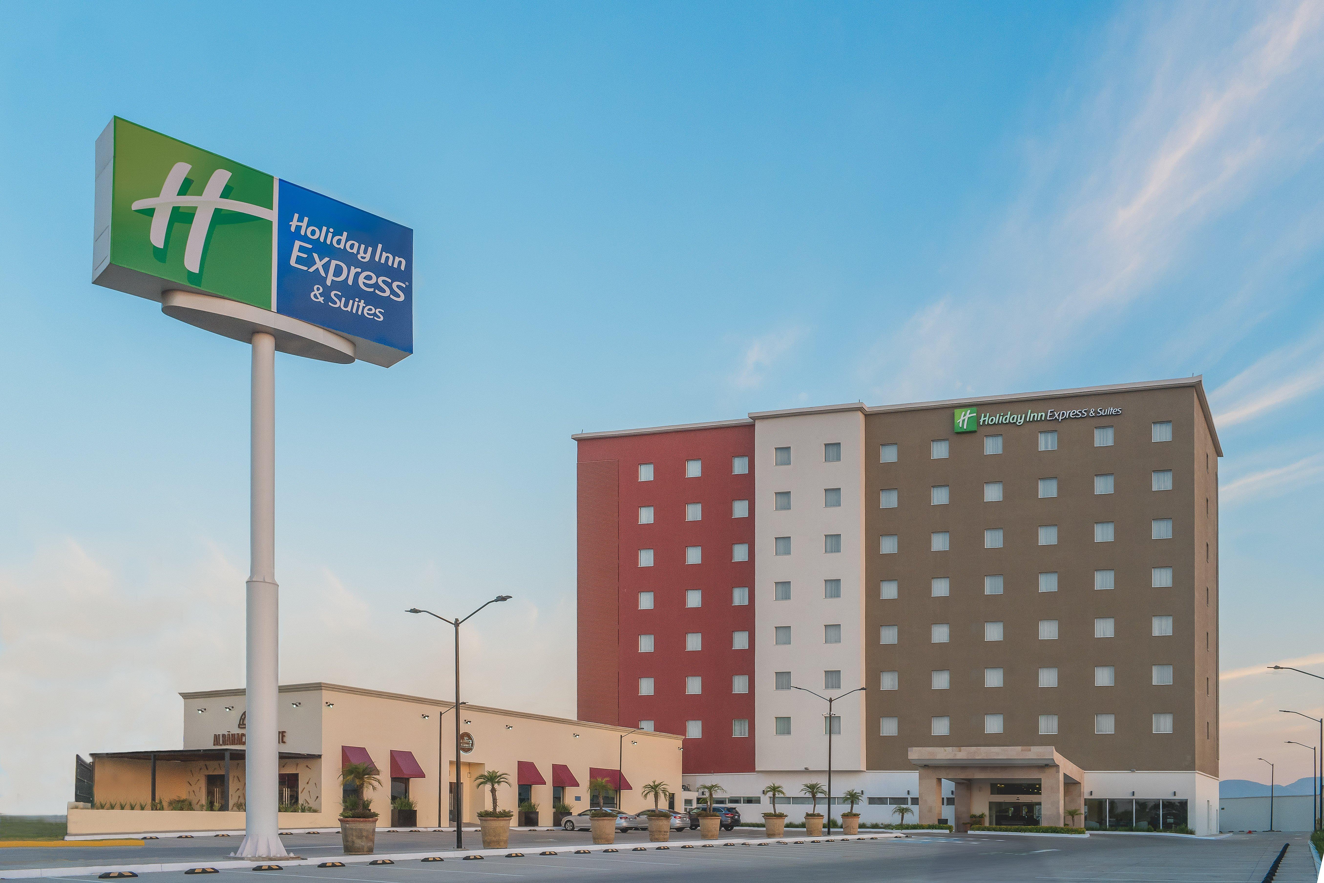 Holiday Inn Express & Suites Silao Aeropuerto Terminal, An Ihg Hotel Экстерьер фото